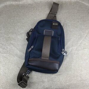 TUMI SLING BAG In blue
